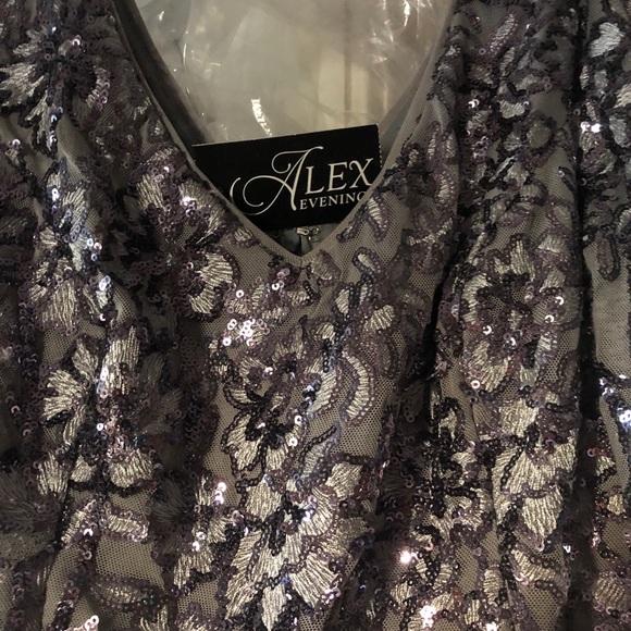 Mother of the bride dress - Picture 7 of 7